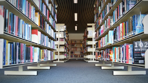 Les biblioteques del COPC reprenen la seva activitat presencial amb cita prèvia